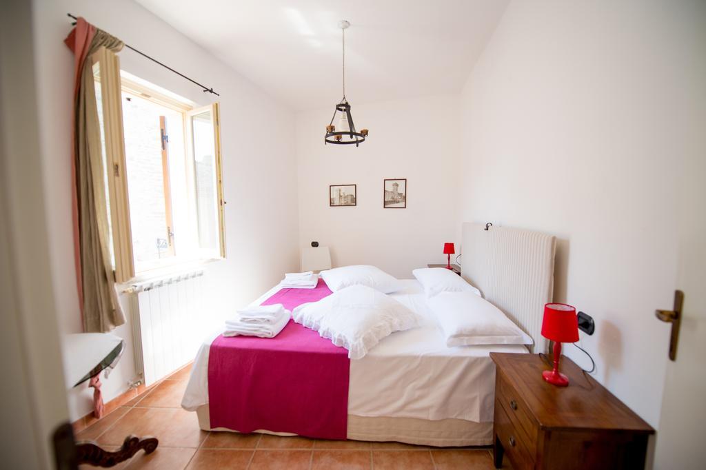 Bed and Breakfast Torre Della Botonta Castel Ritaldi Pokoj fotografie