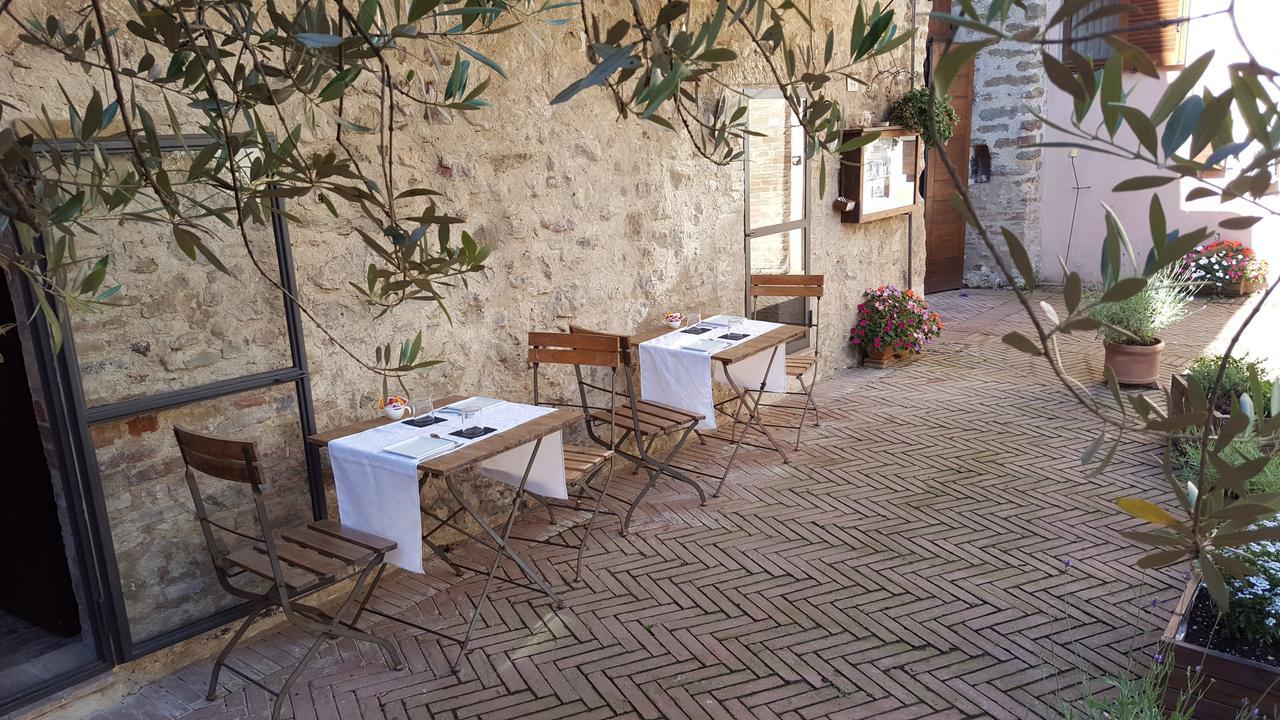Bed and Breakfast Torre Della Botonta Castel Ritaldi Exteriér fotografie